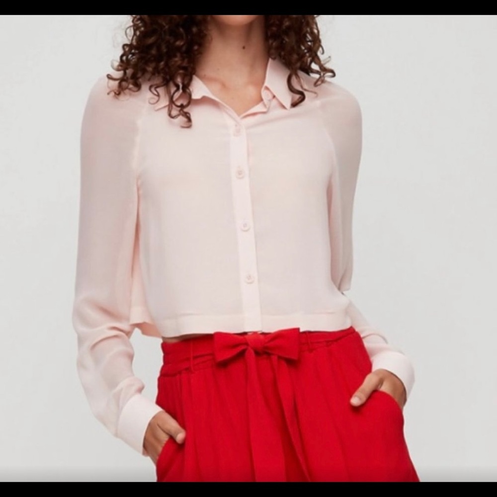 Aritzia- Wilfred pale pink cropped button down (Henrietta shirt)